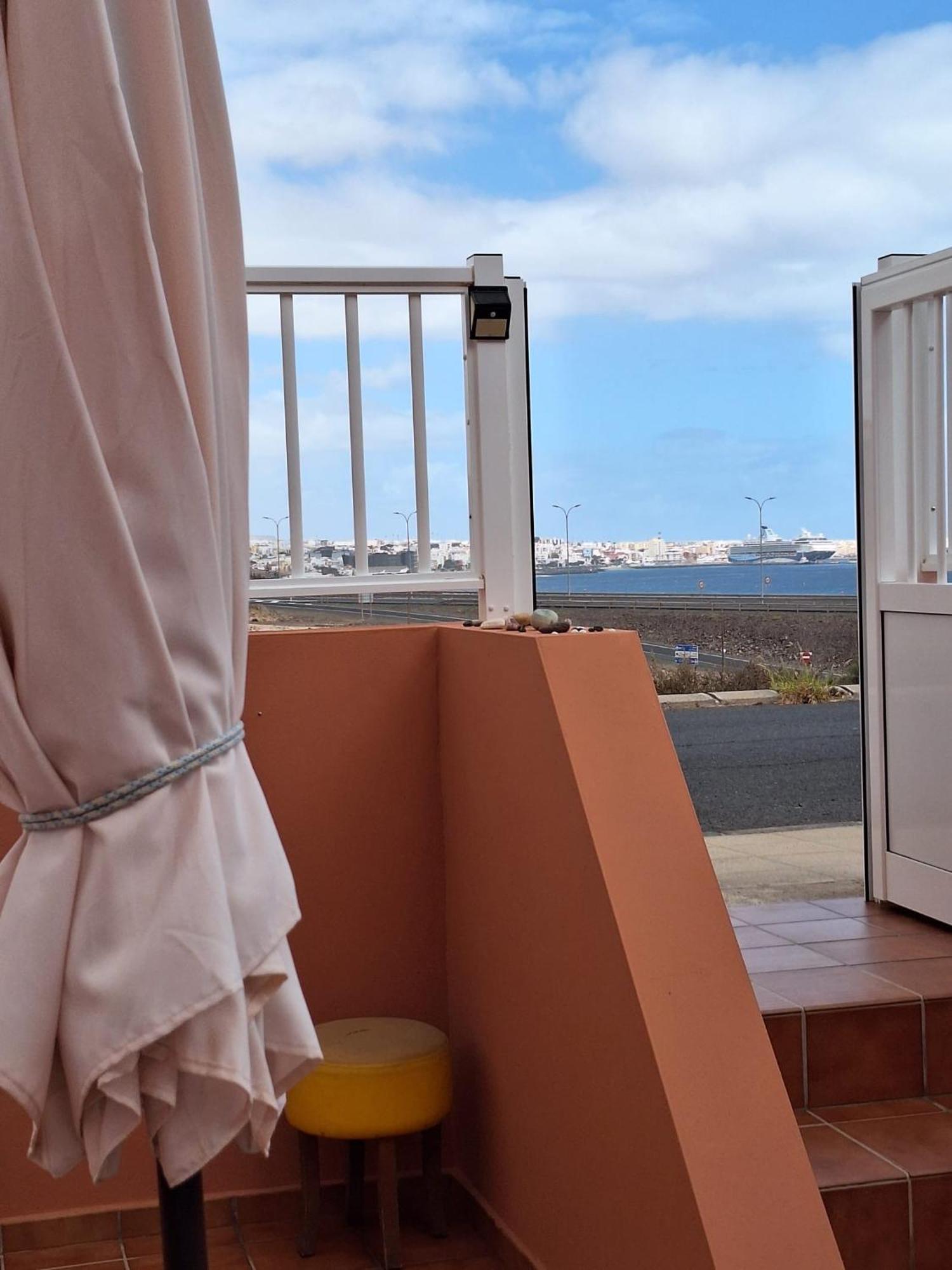 Apartamento A Tan Solo 2 Minutos De La Playa Puerto del Rosario  Eksteriør billede
